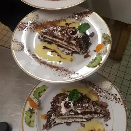 Logis Restaurant Au Bon Accueil מלון