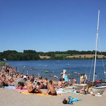 מלון Logis Restaurant Au Bon Accueil Arvieu