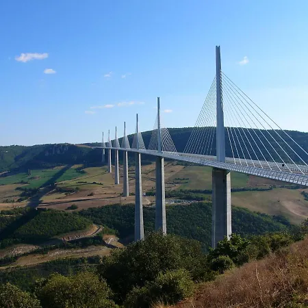 Logis Restaurant Au Bon Accueil 2*